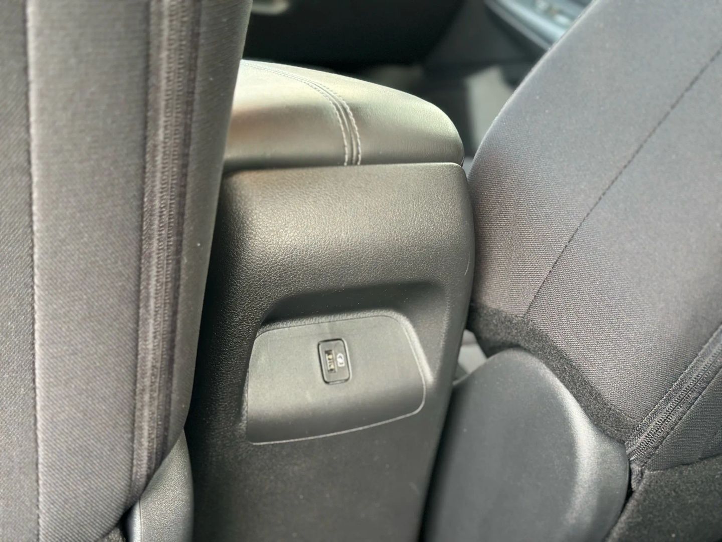 2023 NISSAN SENTRA SEDAN 4-CYL, 2.0 LITER SV SEDAN 4D