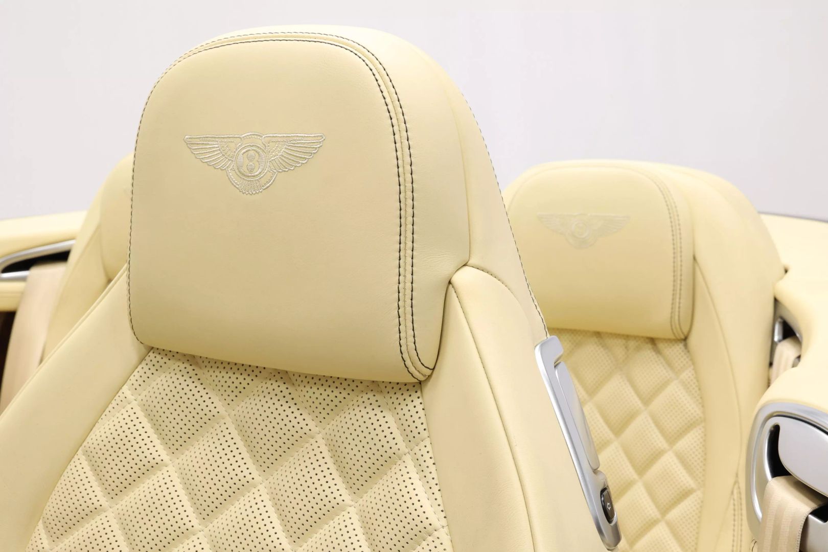 2016 Bentley Continental - Image 21