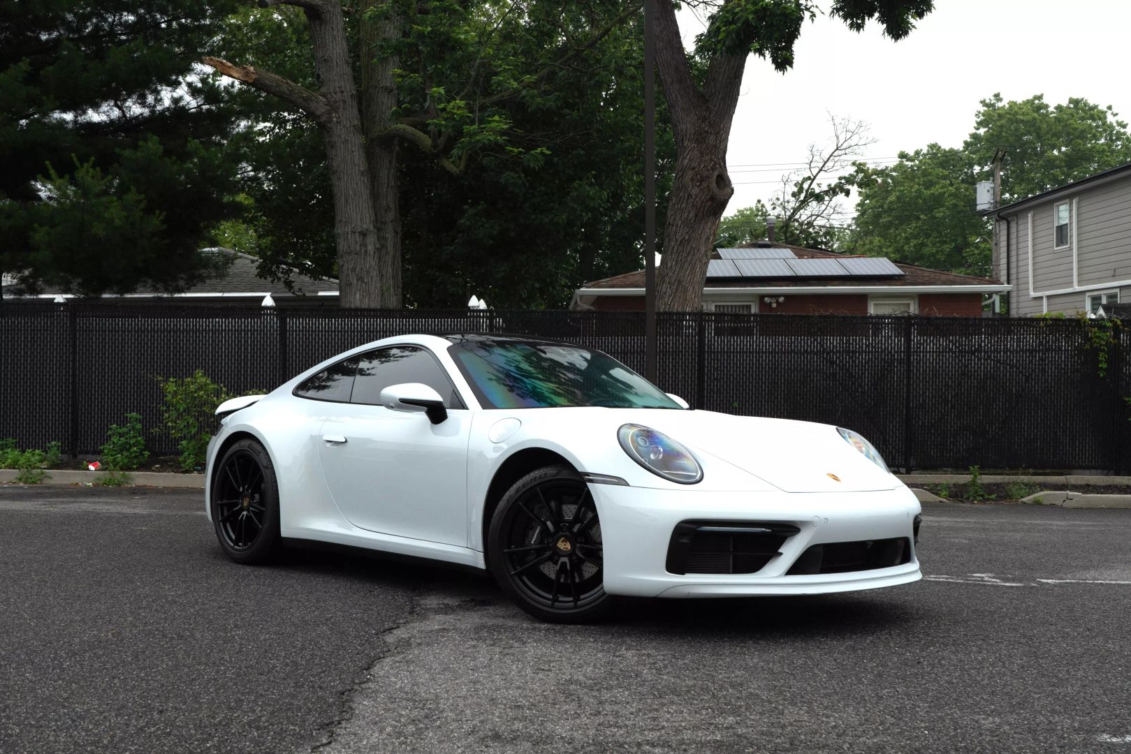 2022 Porsche 911 - Image 2