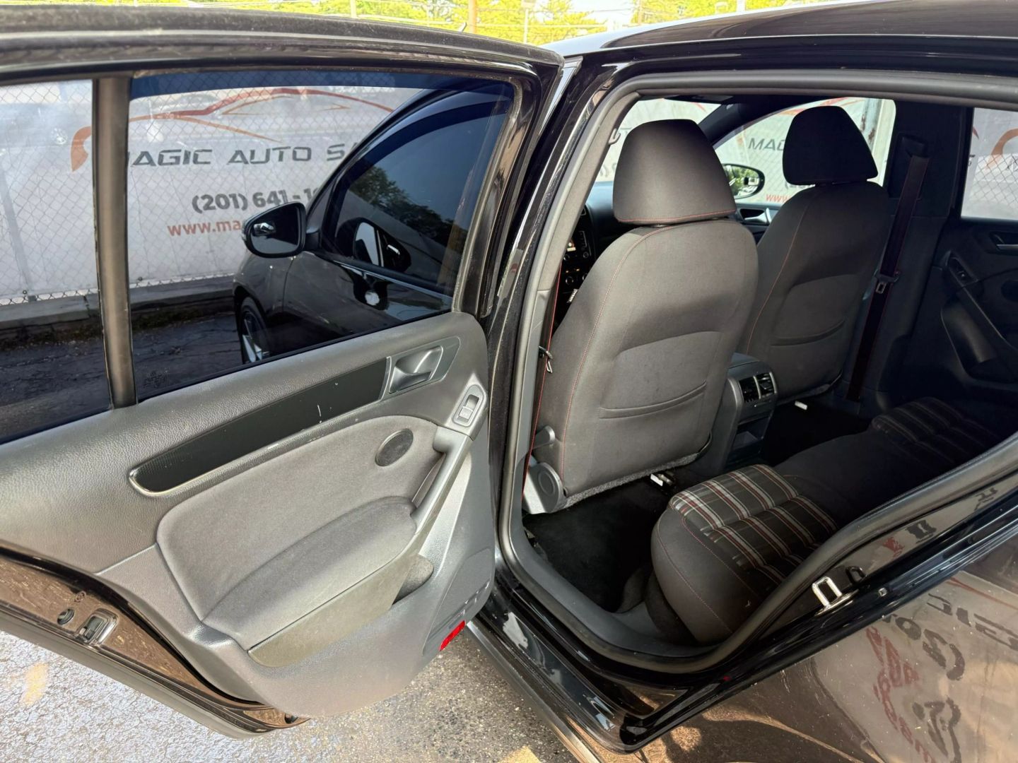 2014 Volkswagen Gti - Image 17
