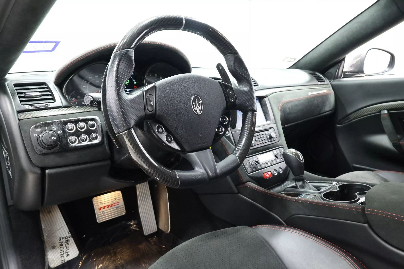 2014 Maserati Granturismo - Image 2