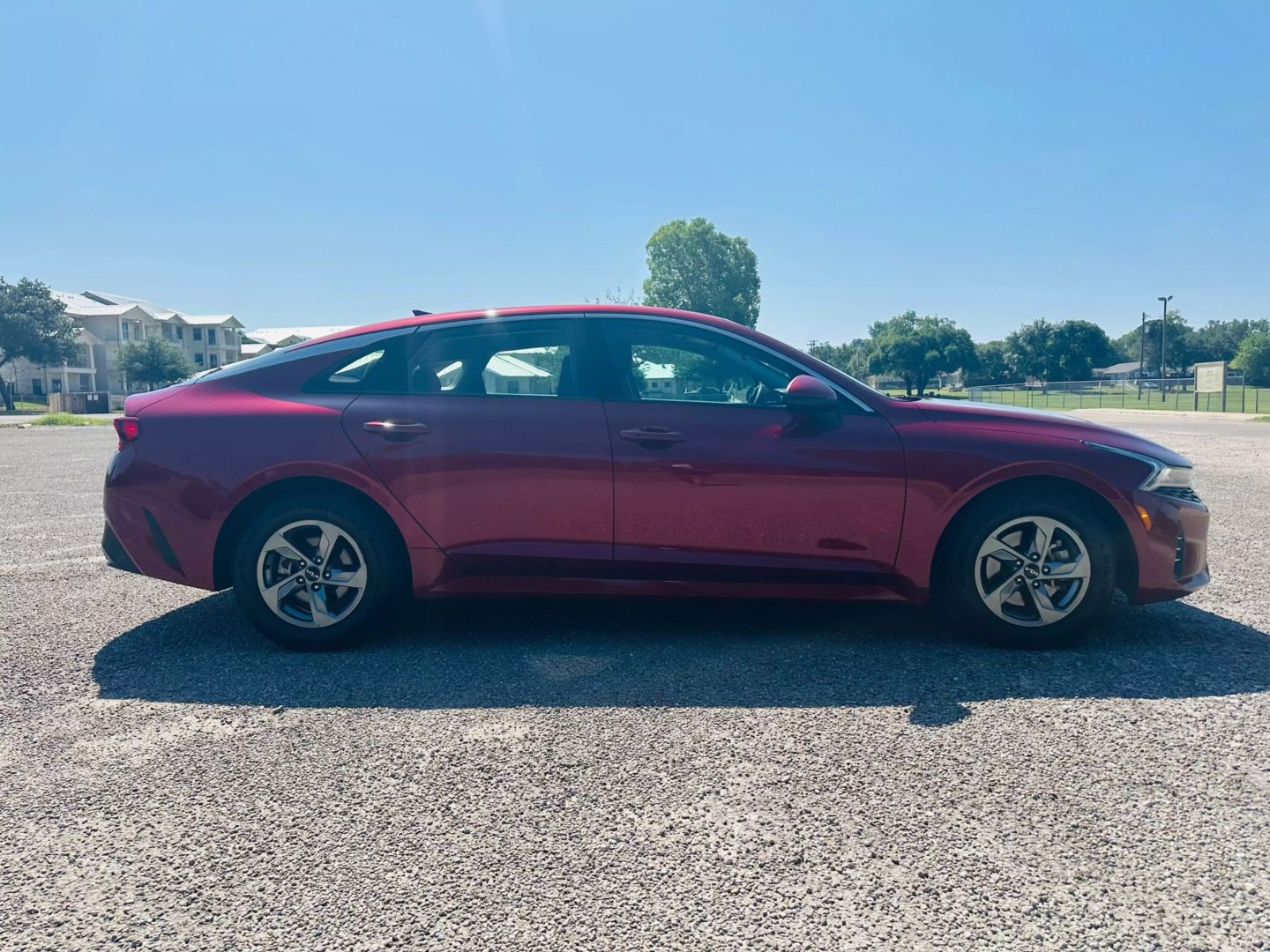 2022 Kia K5 - Image 5