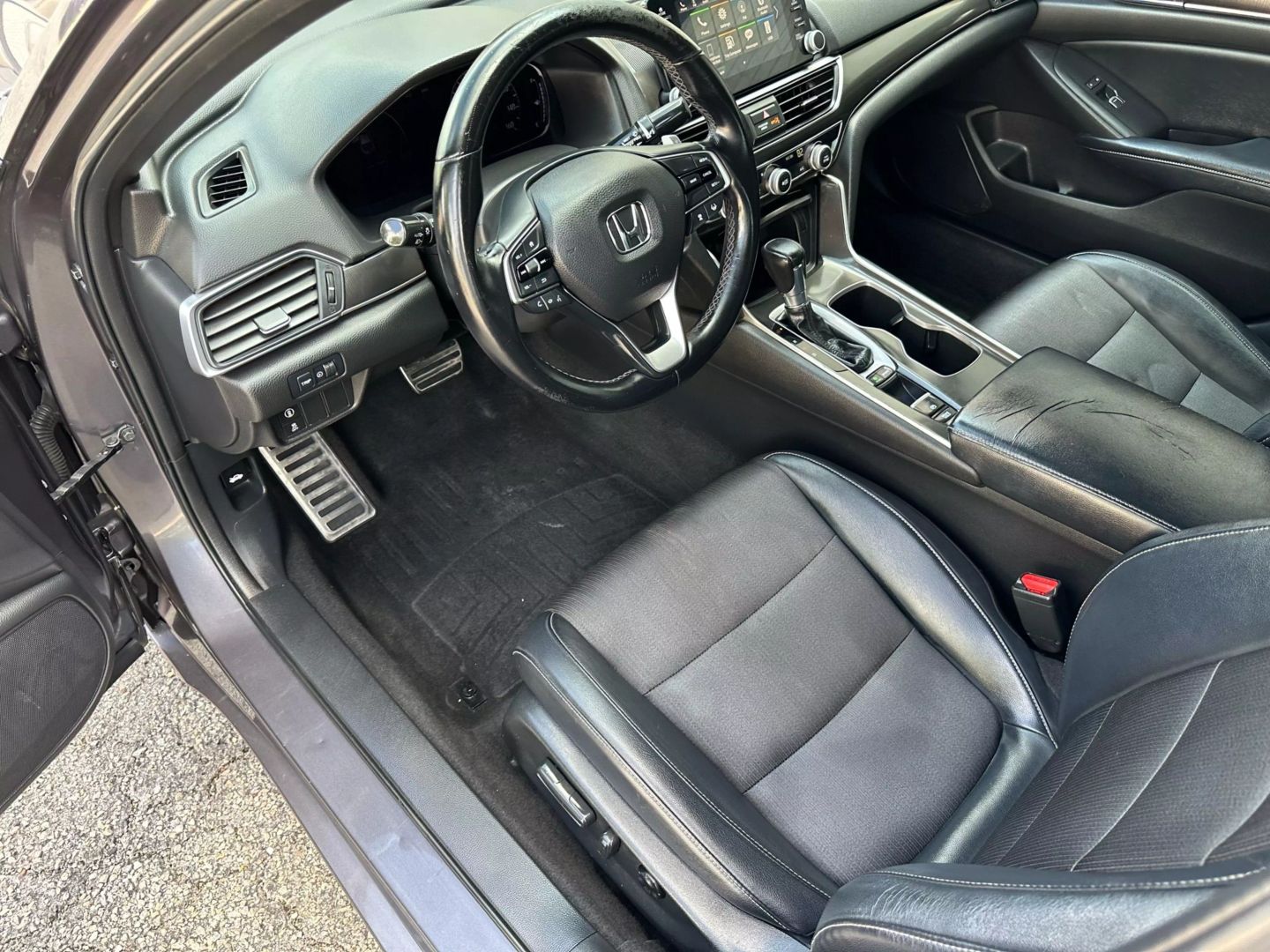 2018 Honda Accord - Image 11