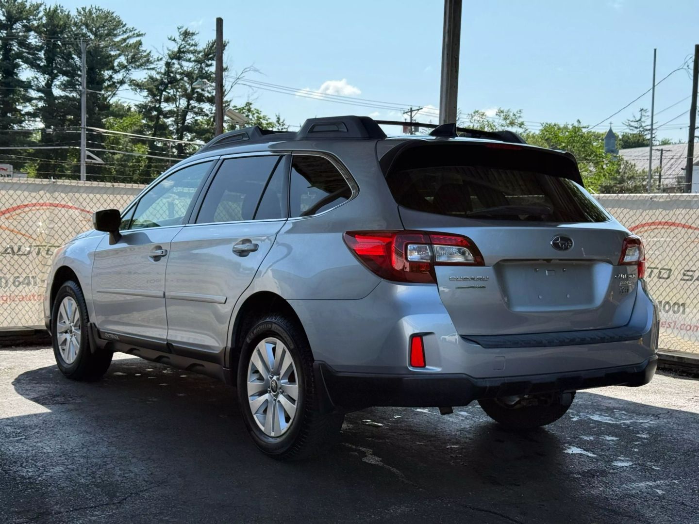2016 Subaru Outback - Image 9