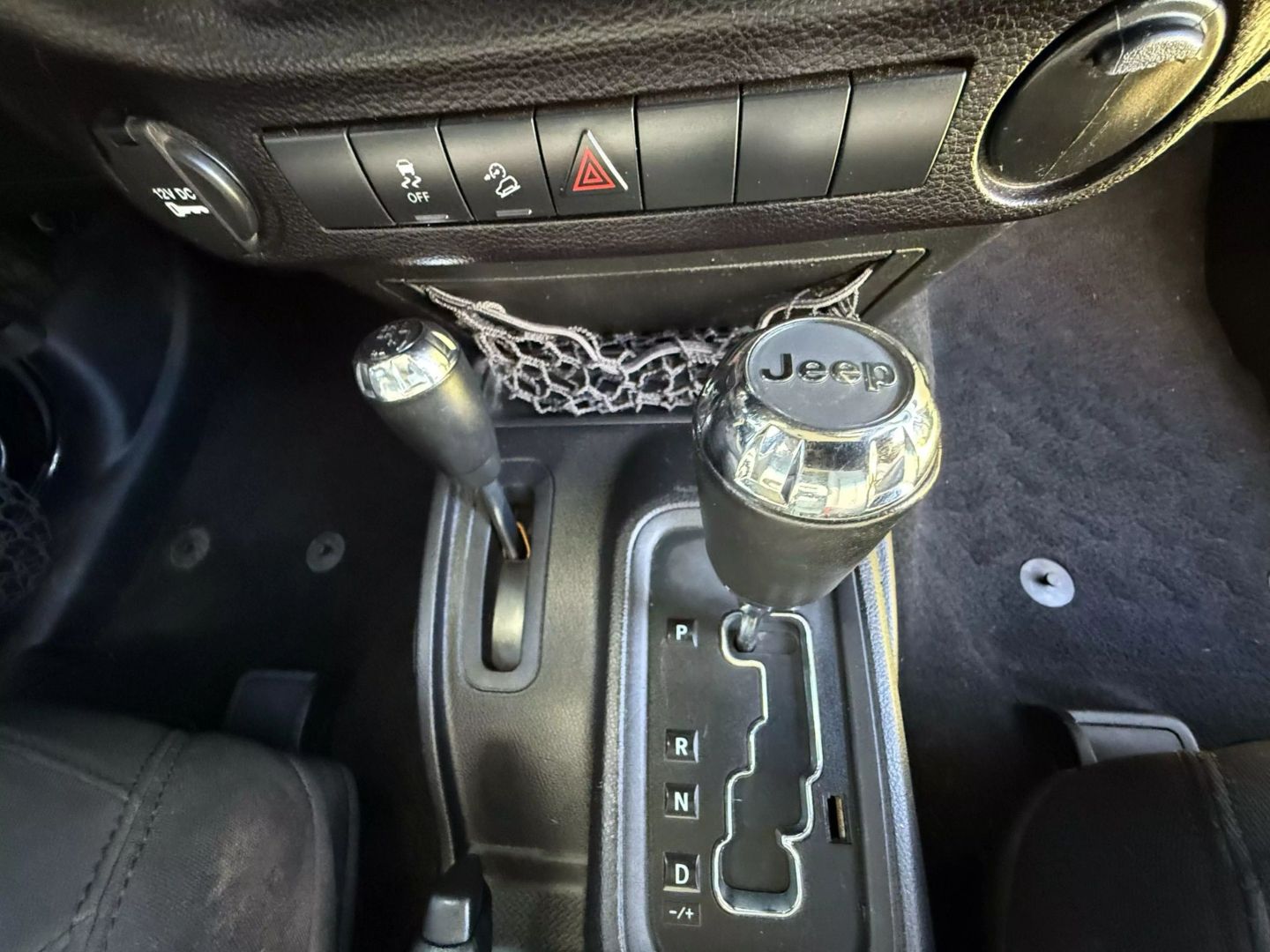 2015 Jeep Wrangler - Image 7