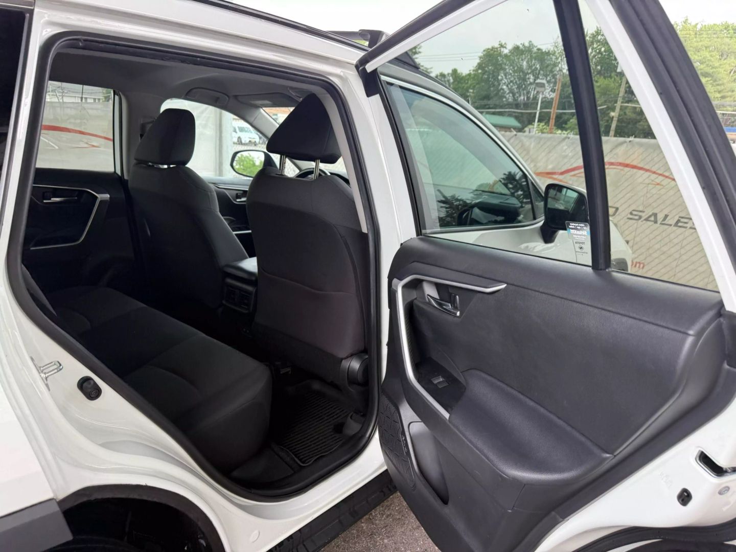 2020 Toyota Rav4 - Image 21