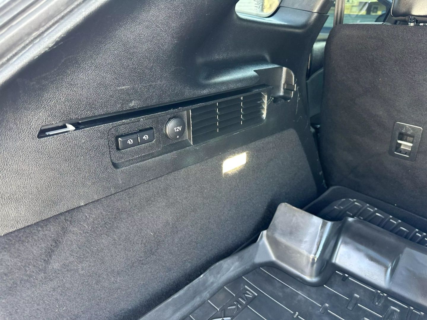 2018 Lincoln Mkx - Image 26