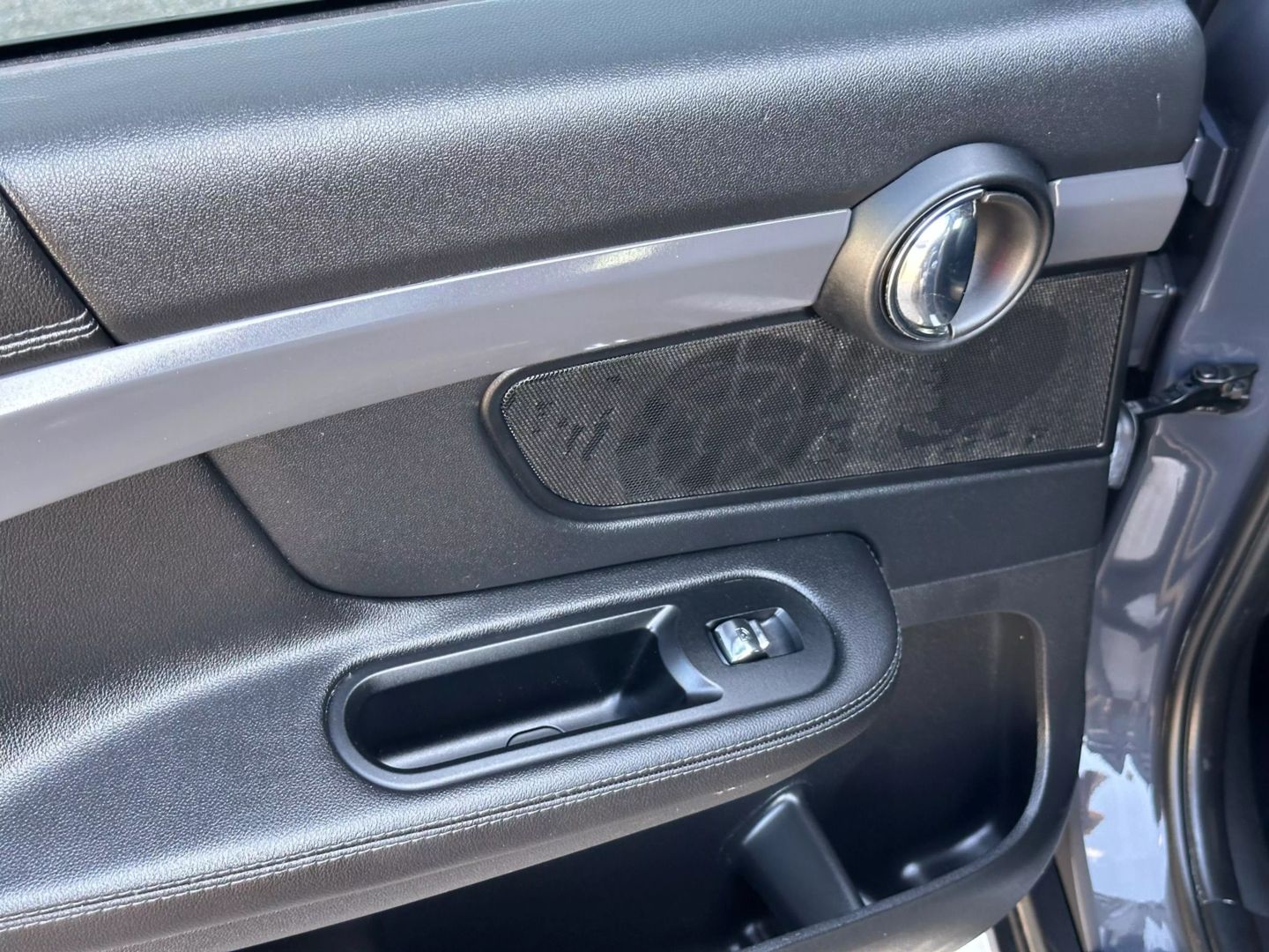 2017 Mini Countryman - Image 17