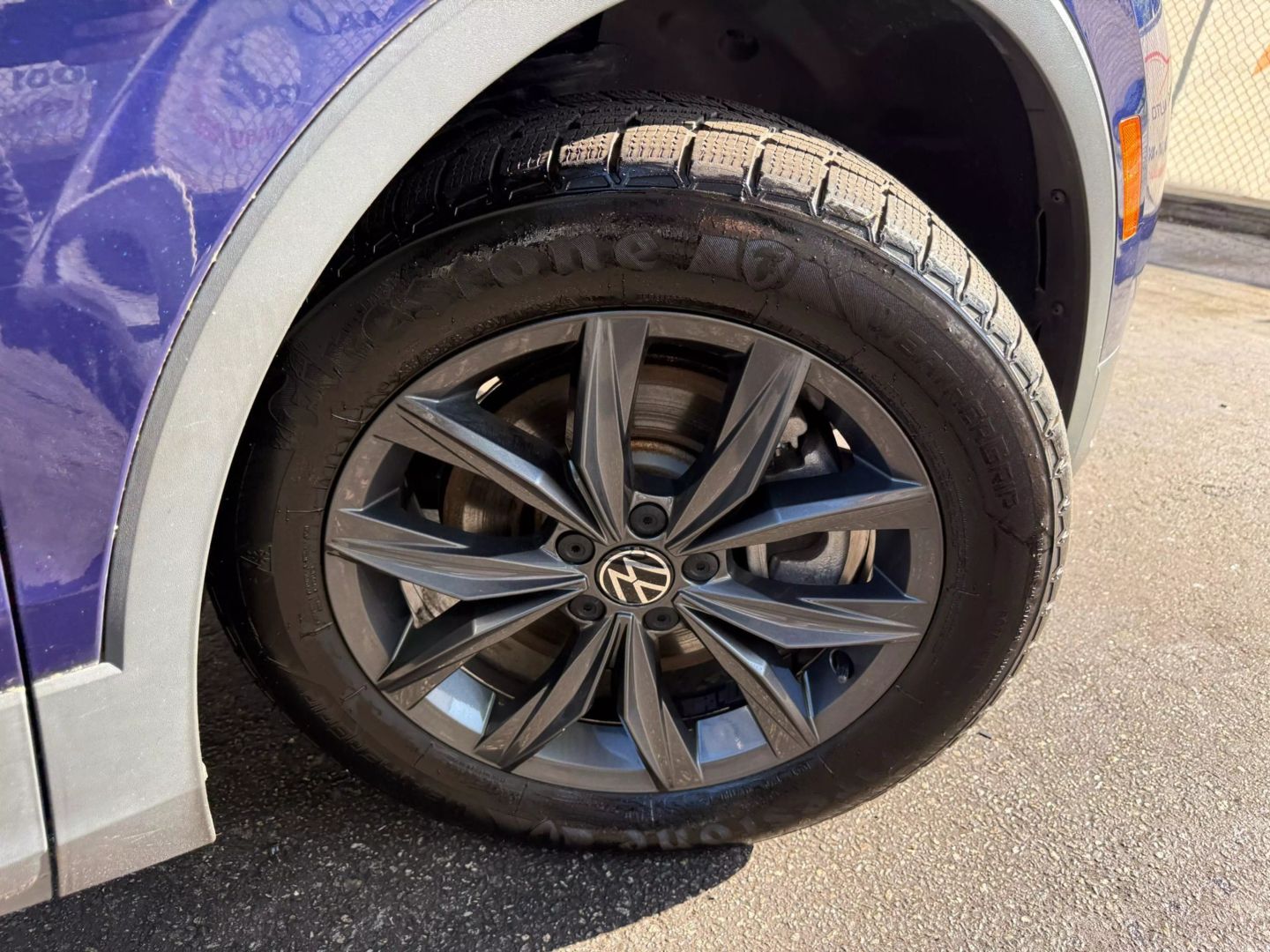 2022 Volkswagen Tiguan - Image 50