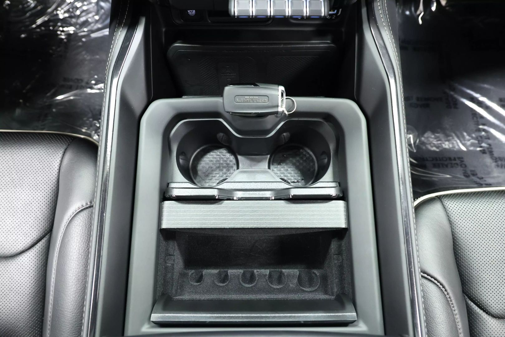 2023 Ram 1500 Crew Cab - Image 41