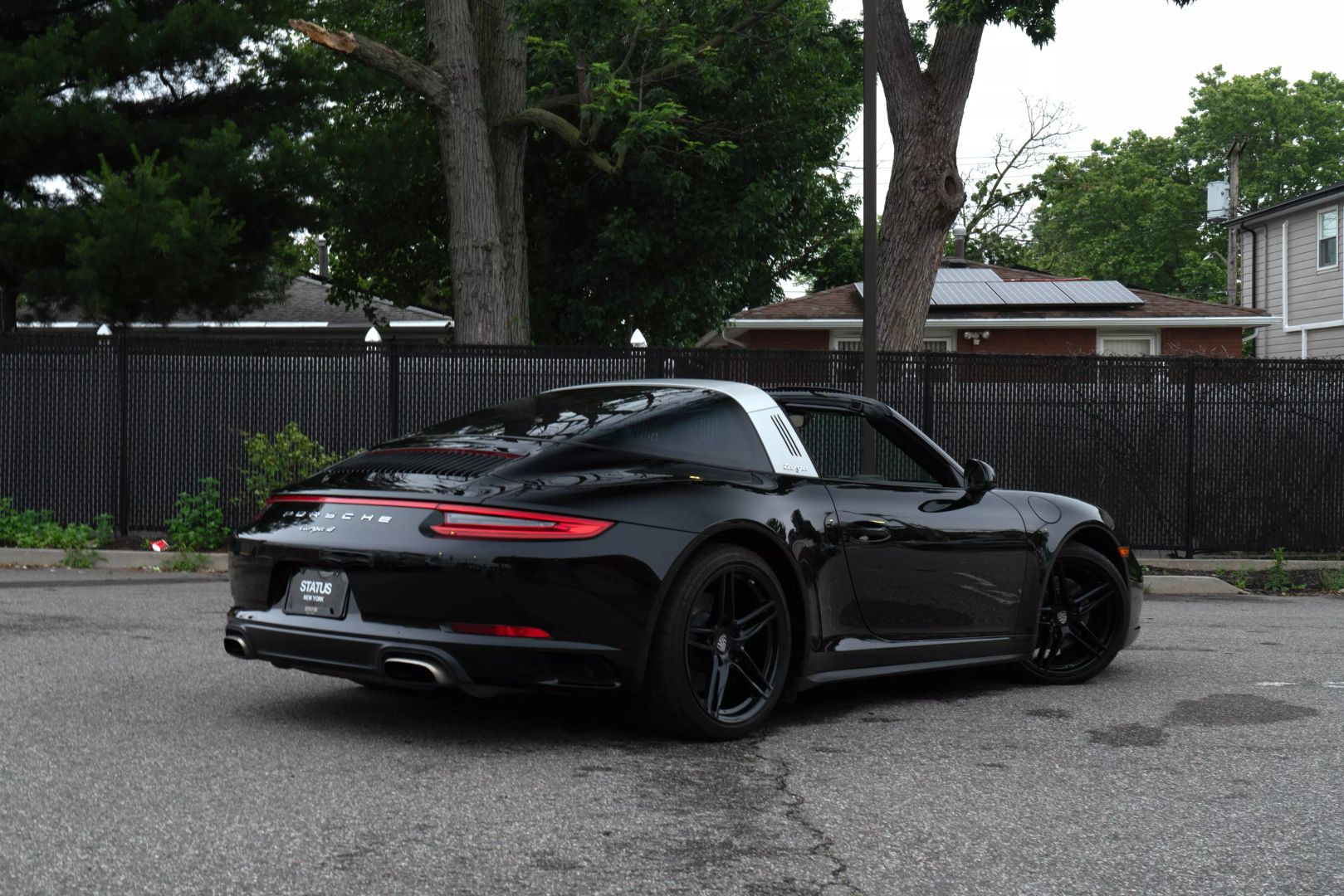 2018 Porsche 911 - Image 29
