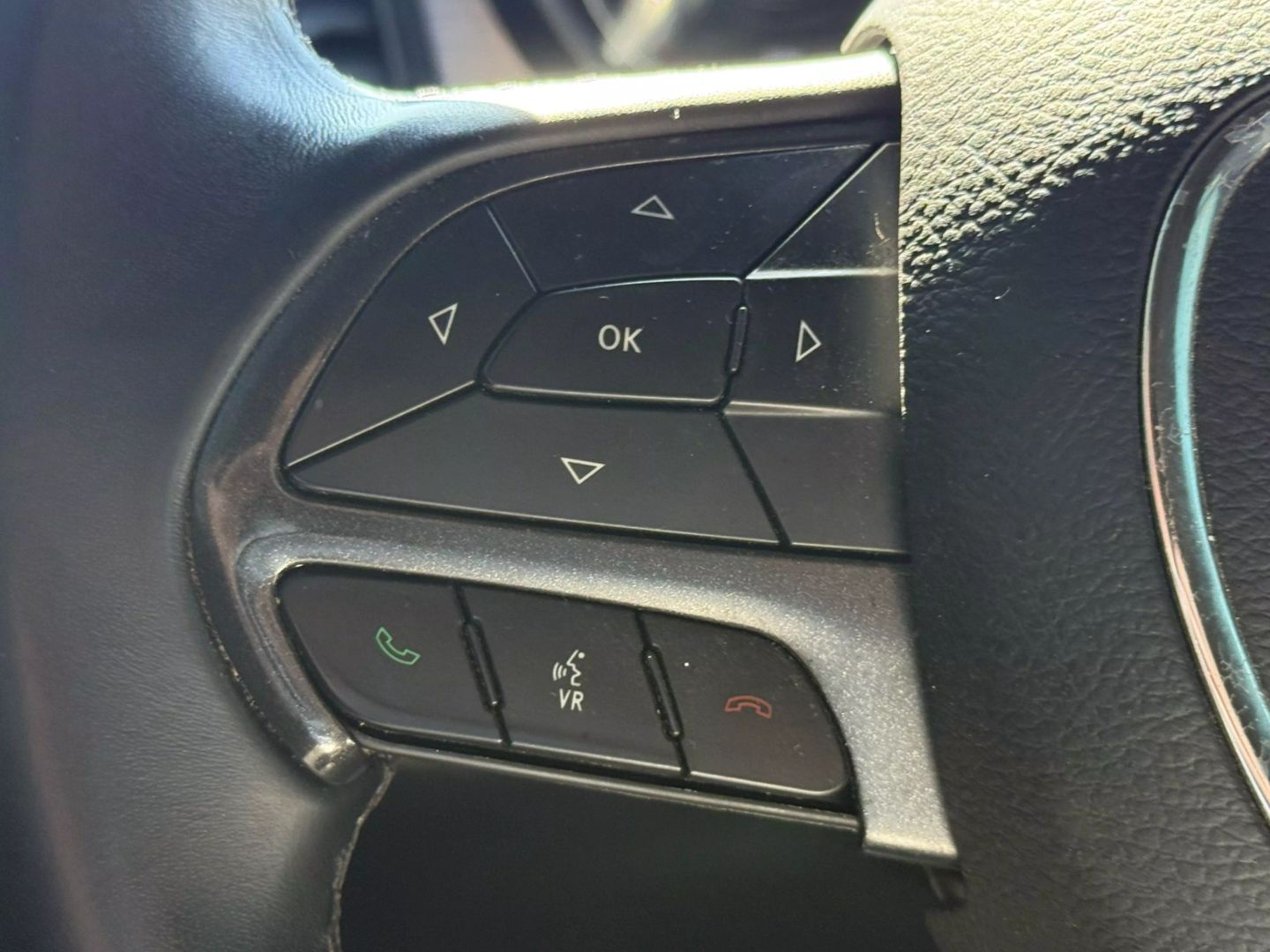 2018 Dodge Challenger - Image 27