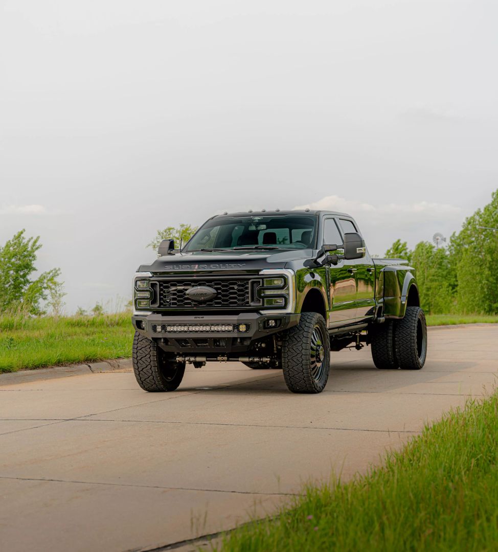 2024 Ford F350 Super Duty Crew Cab - Image 38
