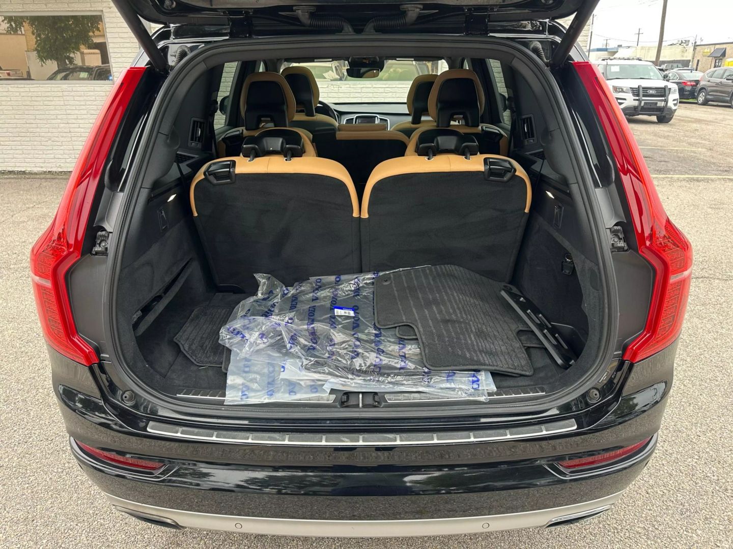 2017 Volvo Xc90 - Image 25