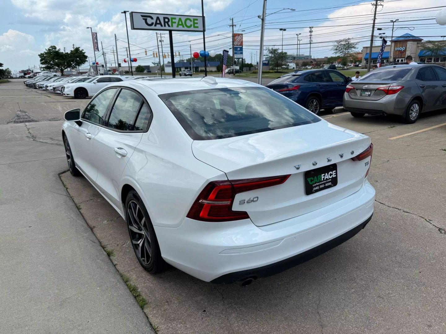 2020 Volvo S60 - Image 9