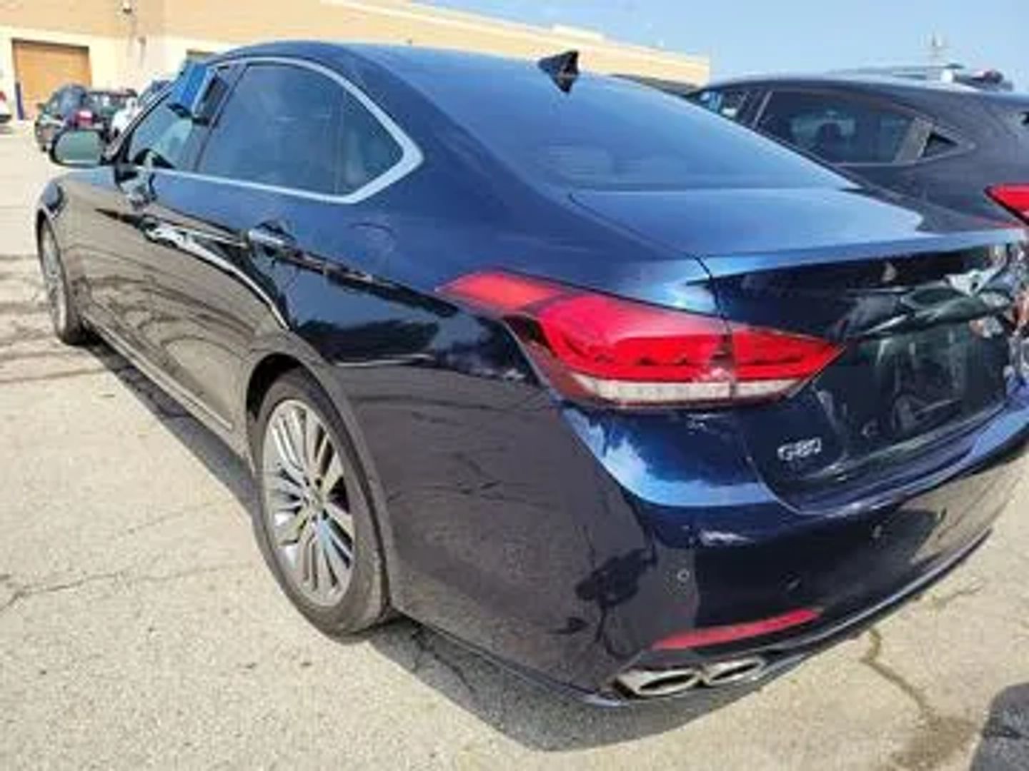 2020 Genesis G80 - Image 7