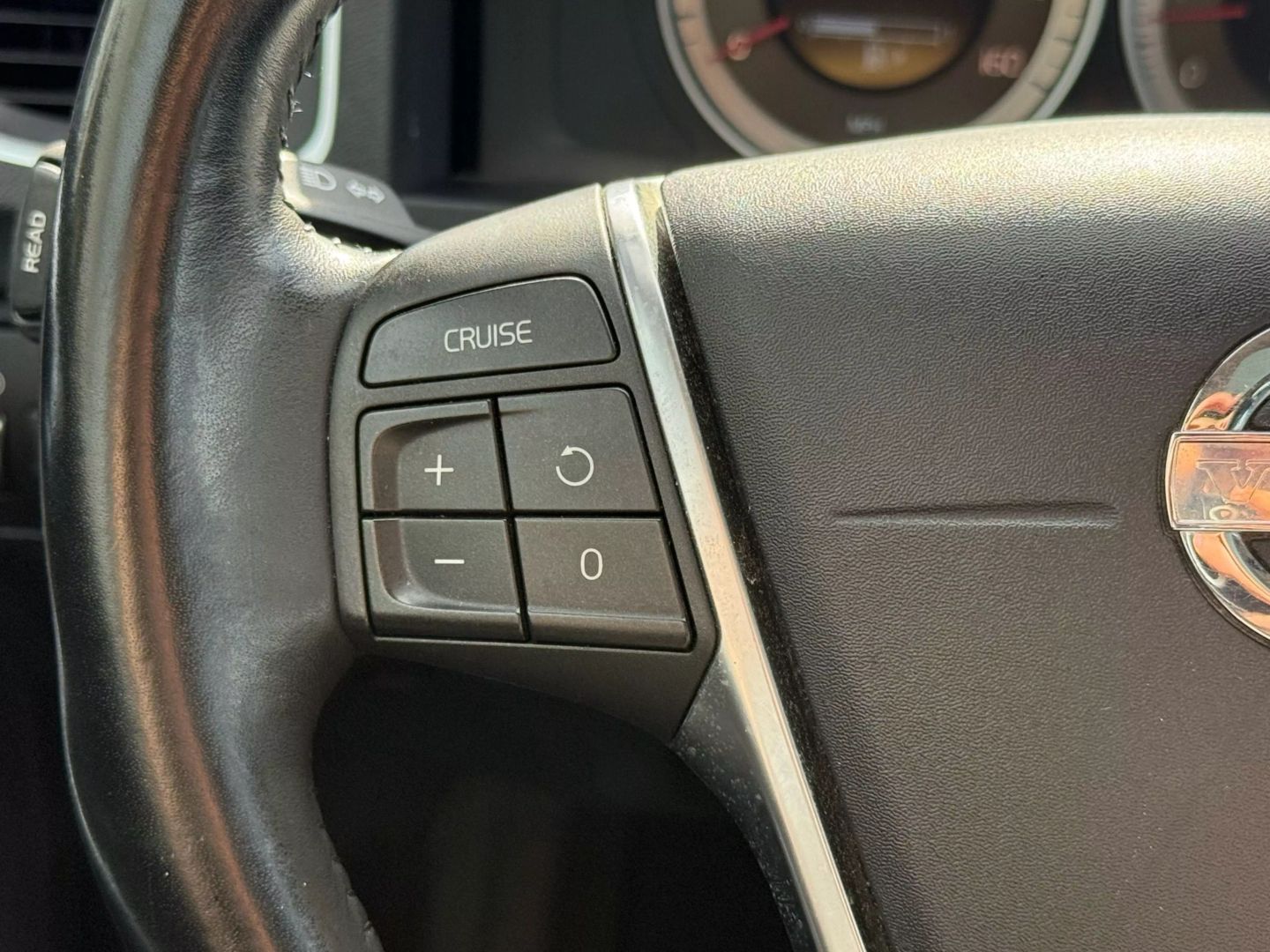 2012 Volvo S60 - Image 23