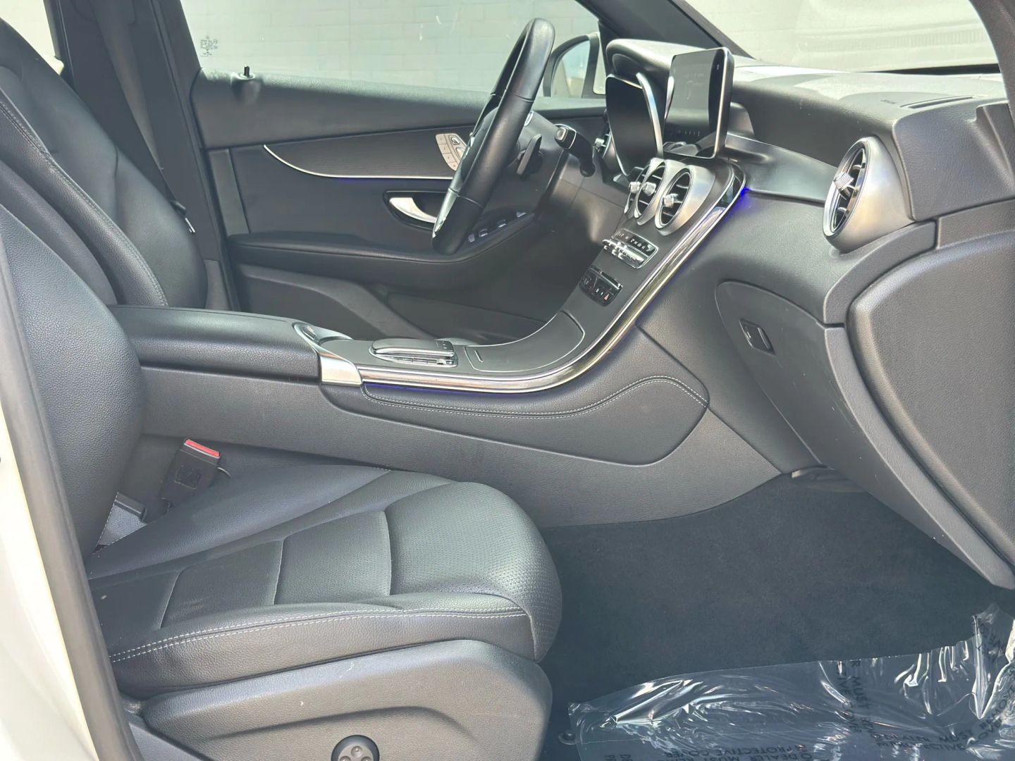 2021 MERCEDES-BENZ GLC SUV 4-CYL, TURBO, 2.0 LITER GLC 300 4MATIC SPORT UTILITY 4D