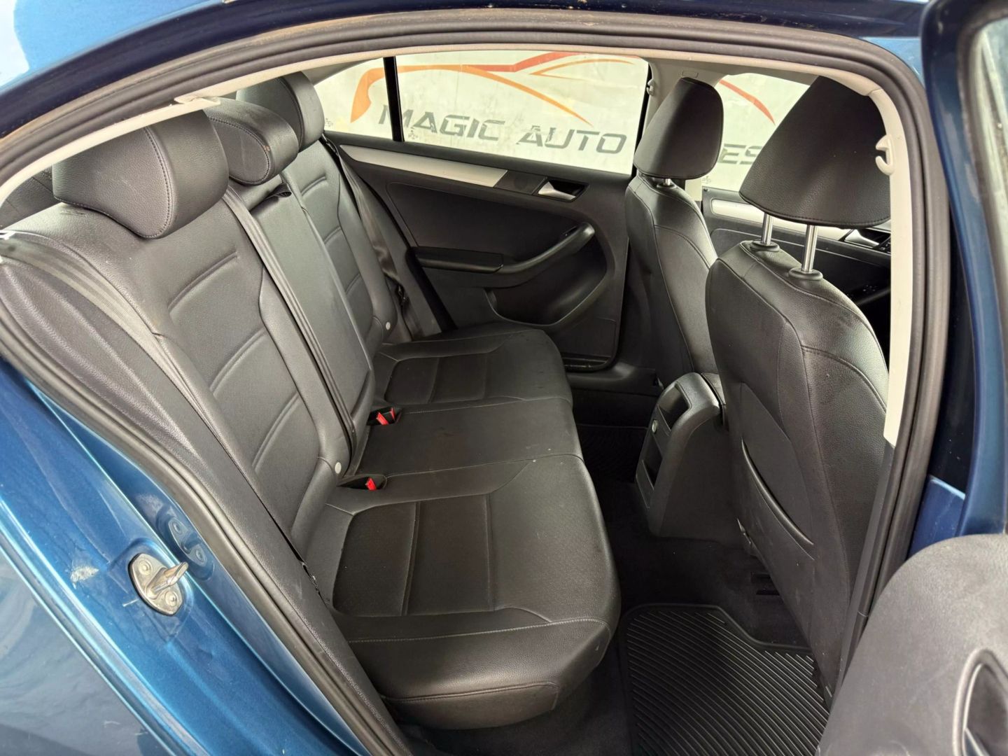 2017 Volkswagen Jetta - Image 22
