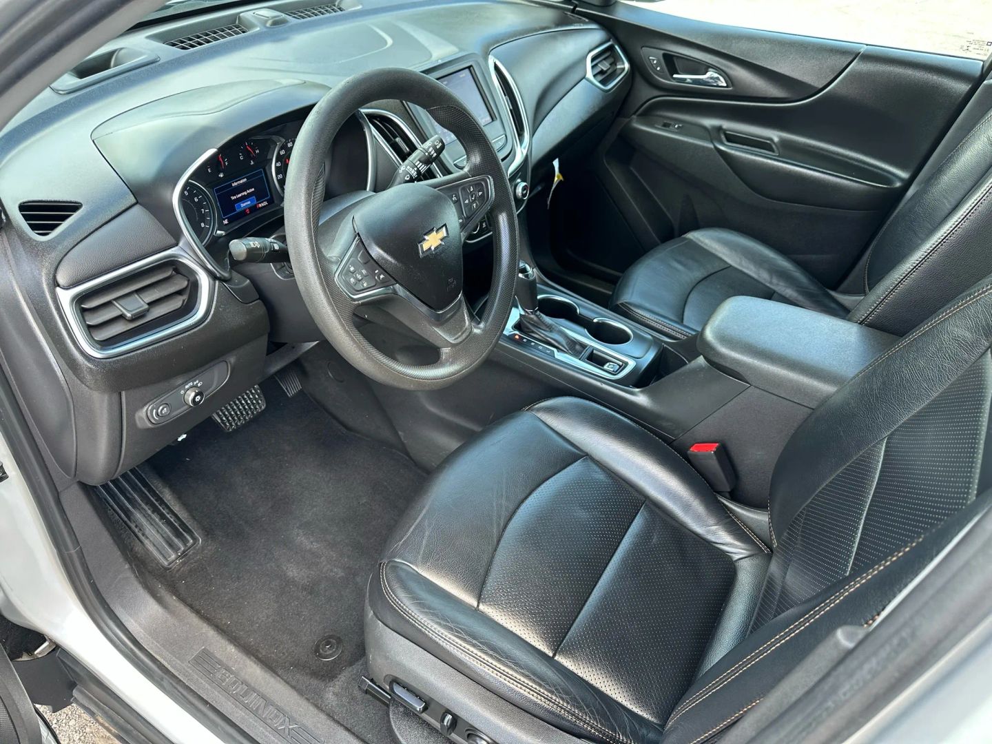2021 Chevrolet Equinox - Image 13
