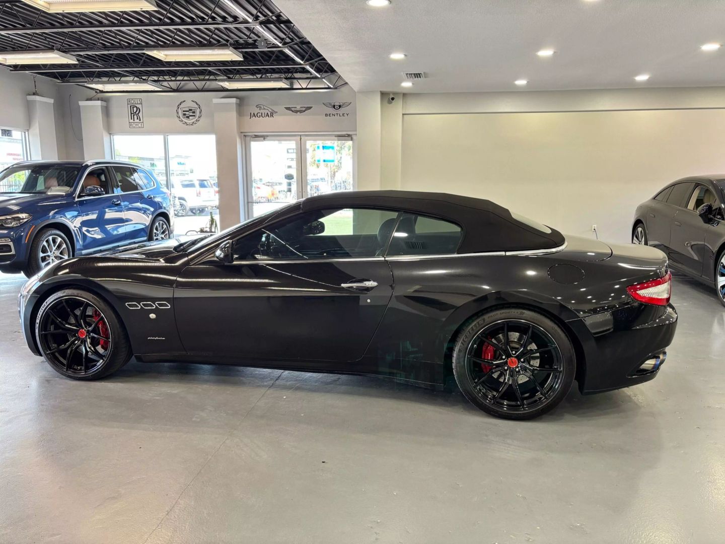 2010 Maserati Granturismo Convertible 2d - Image 4