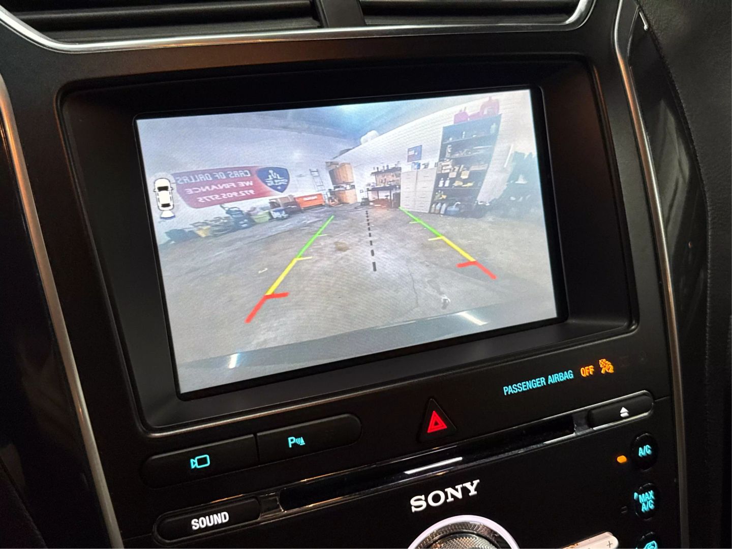 2016 Ford Explorer - Image 22