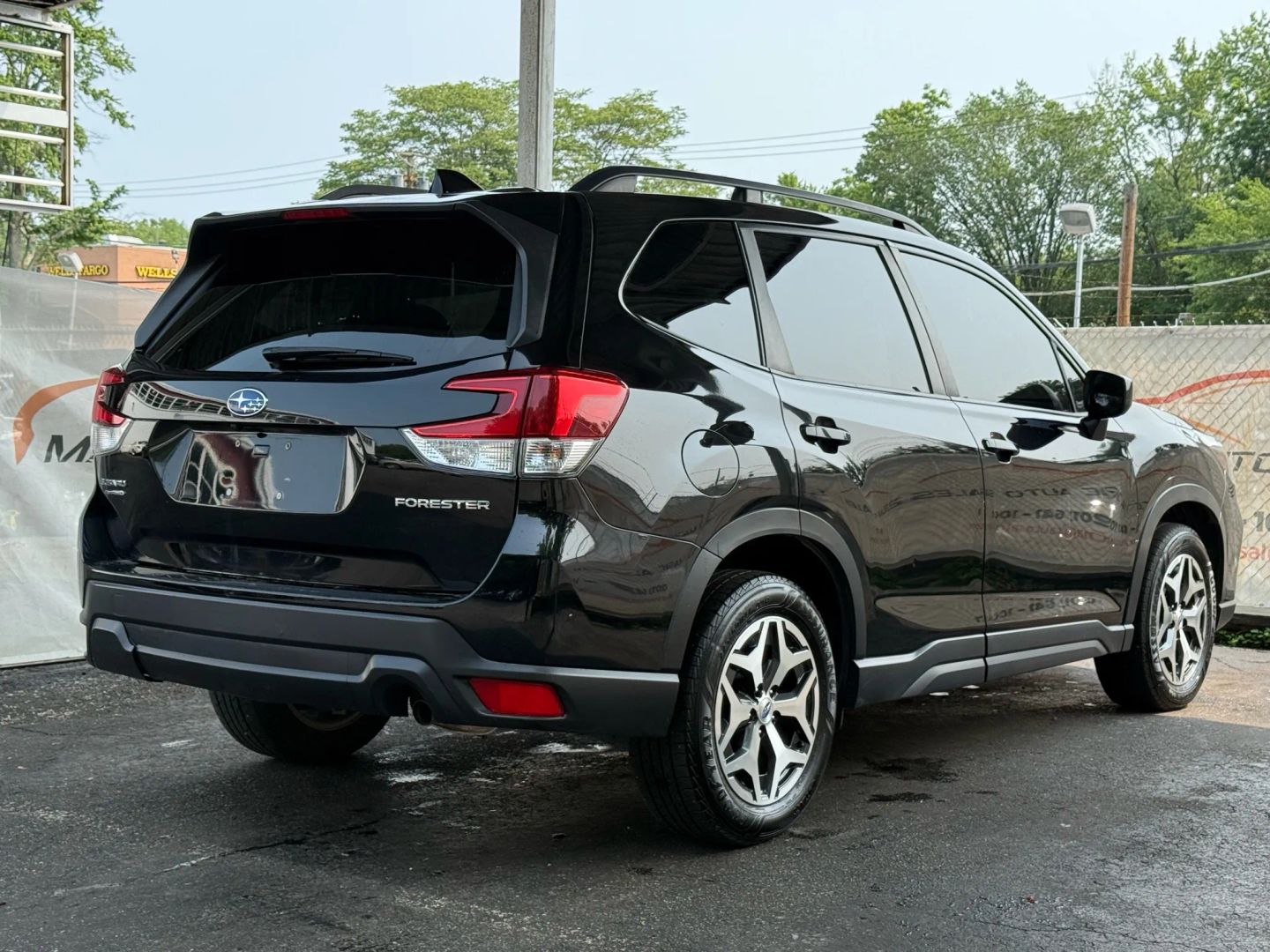2020 Subaru Forester - Image 11