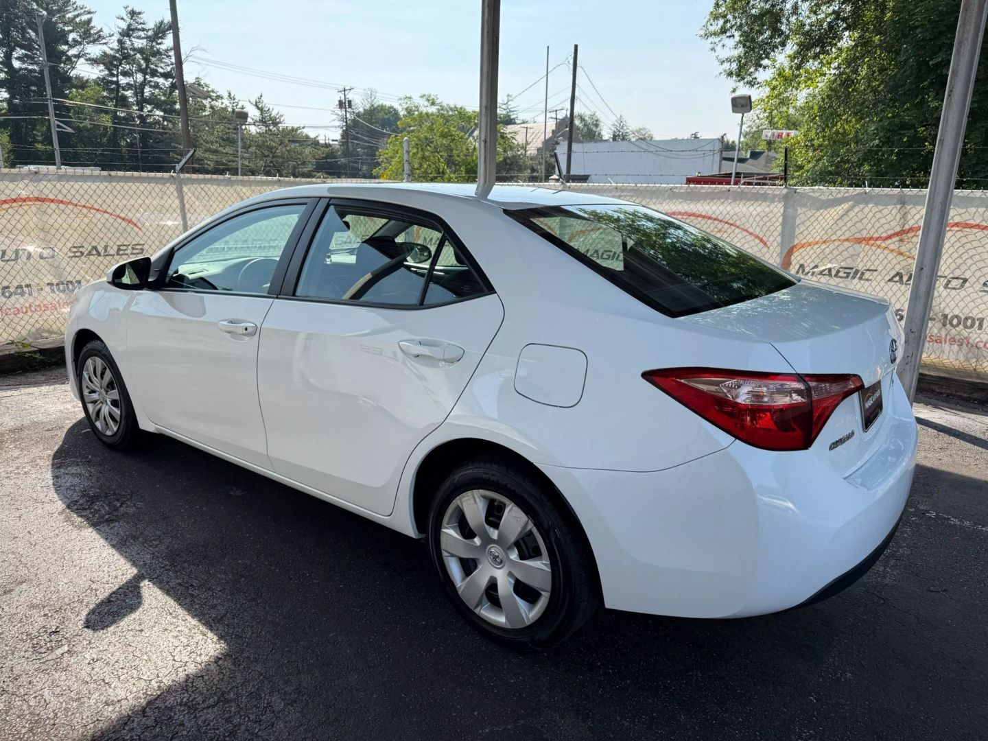 2018 Toyota Corolla - Image 13