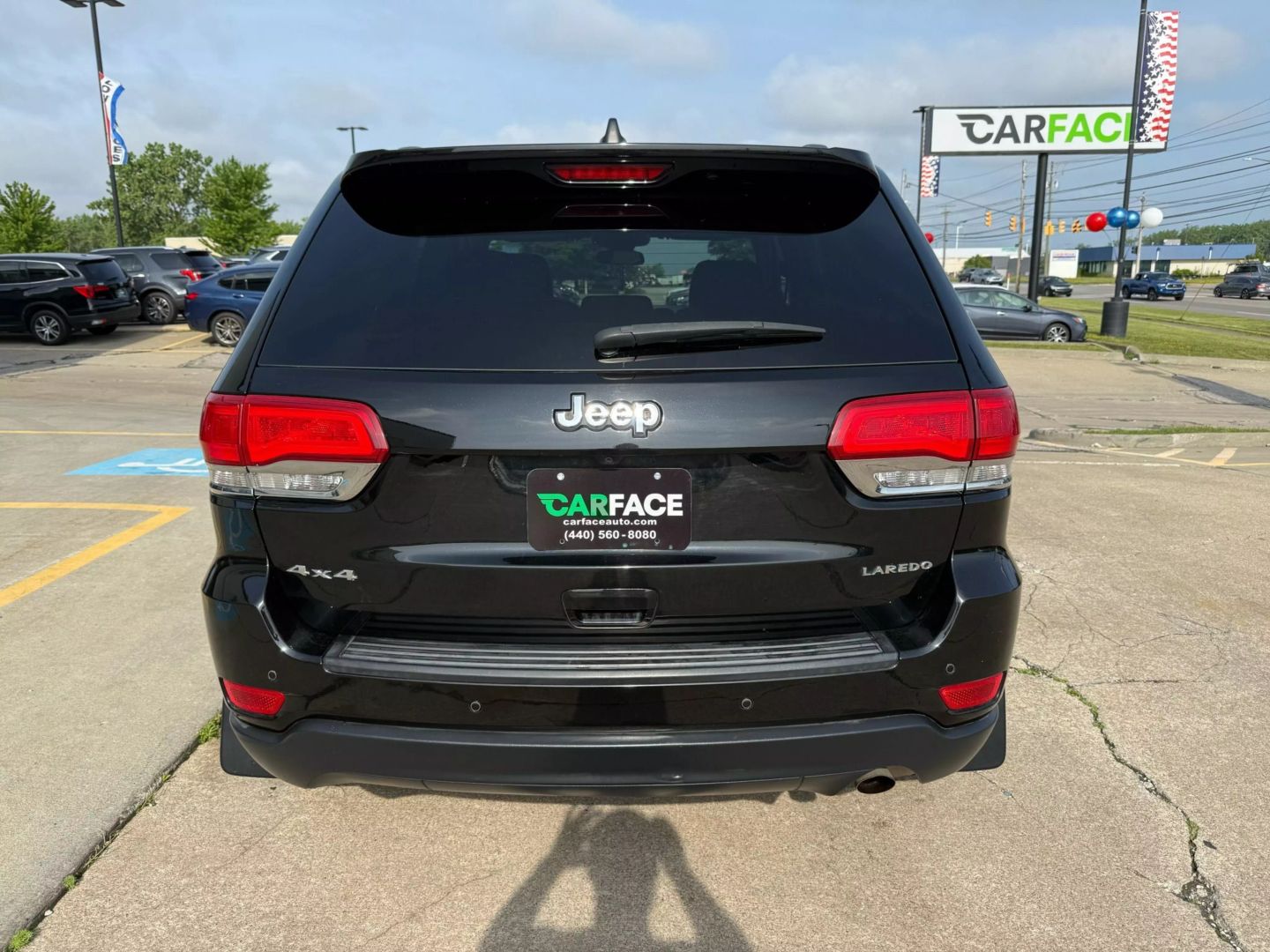 2018 Jeep Grand Cherokee - Image 9