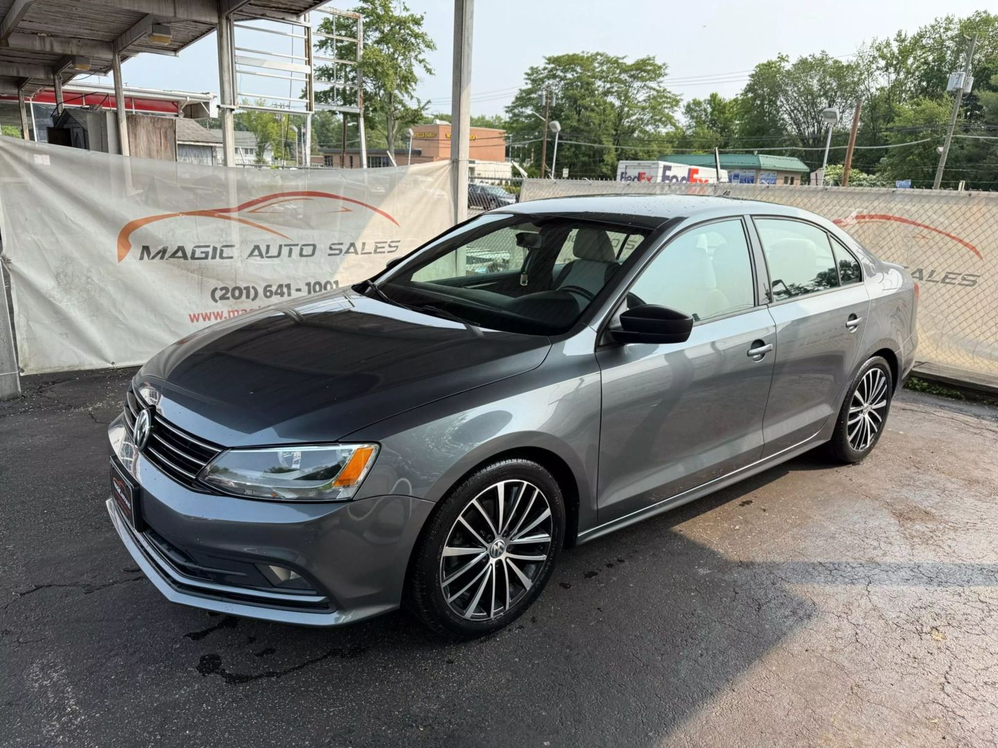 2015 Volkswagen Jetta - Image 8