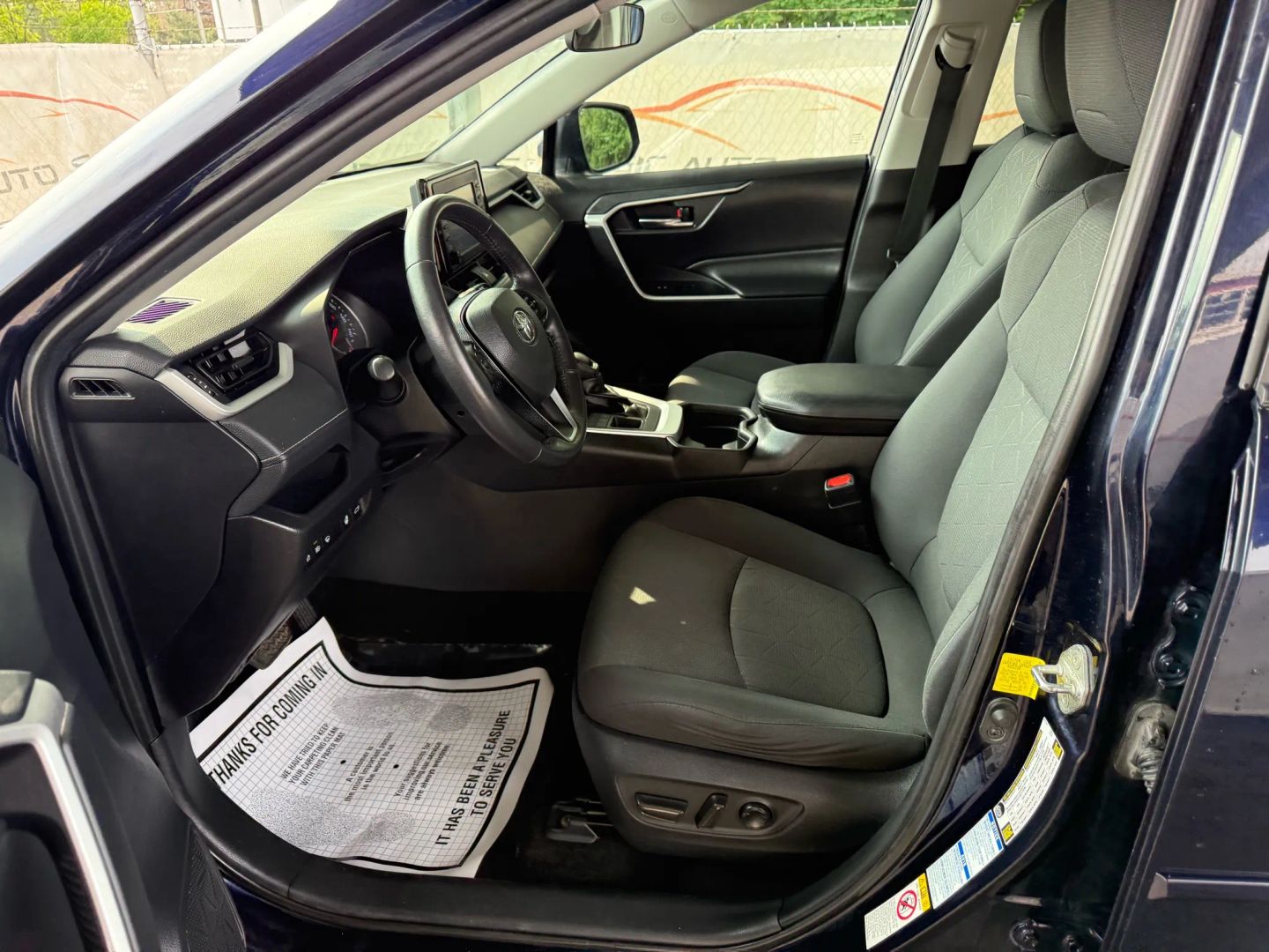 2019 Toyota Rav4 - Image 15