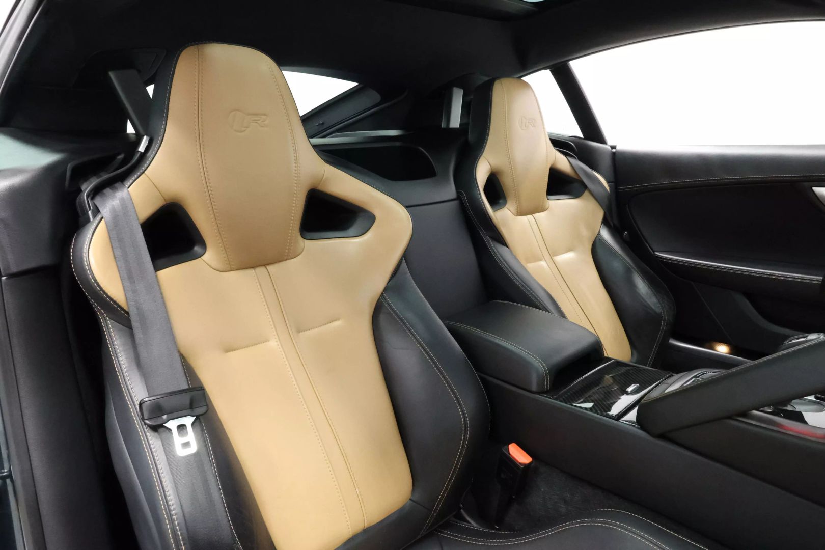 2015 Jaguar F-type - Image 58
