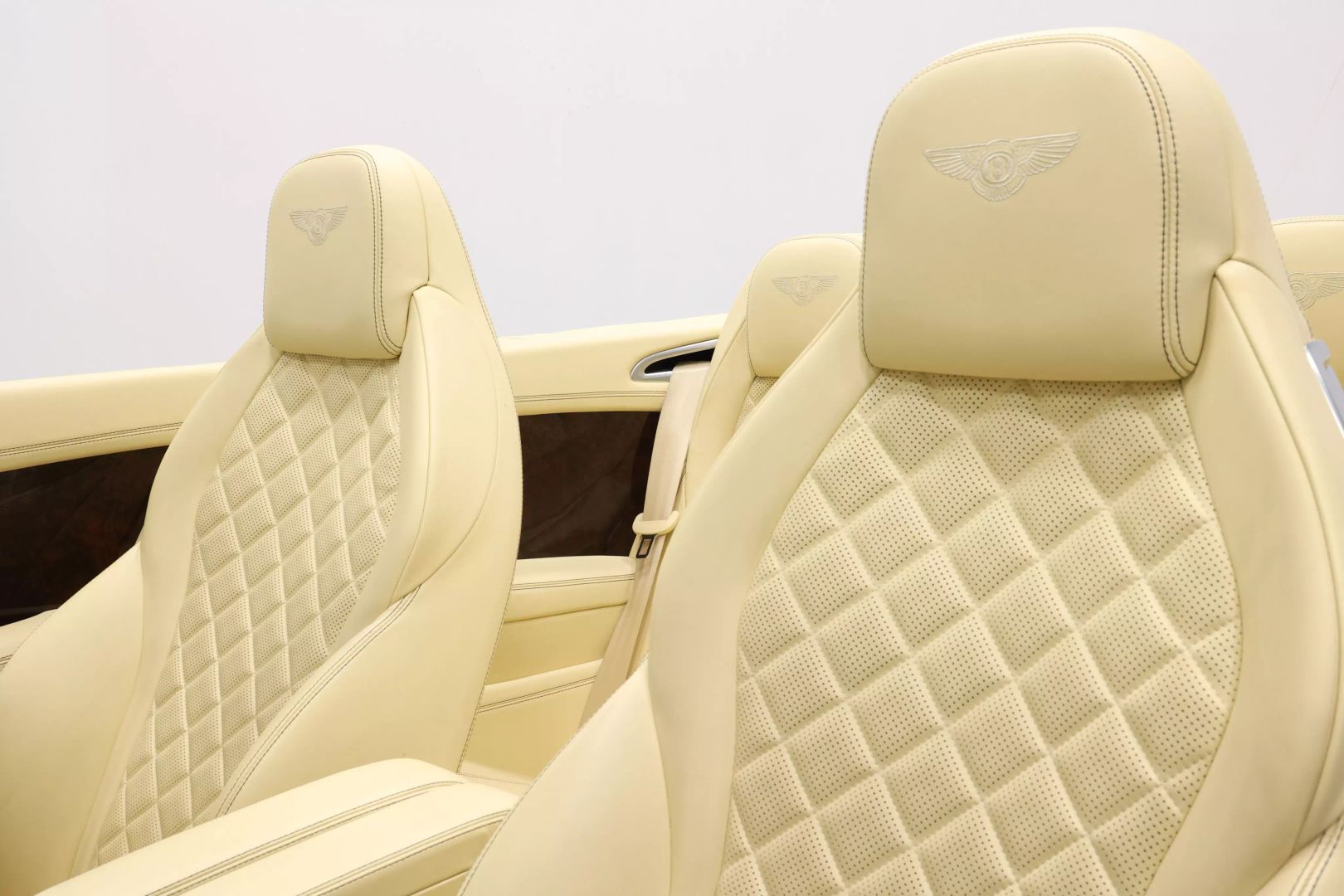 2016 Bentley Continental - Image 17