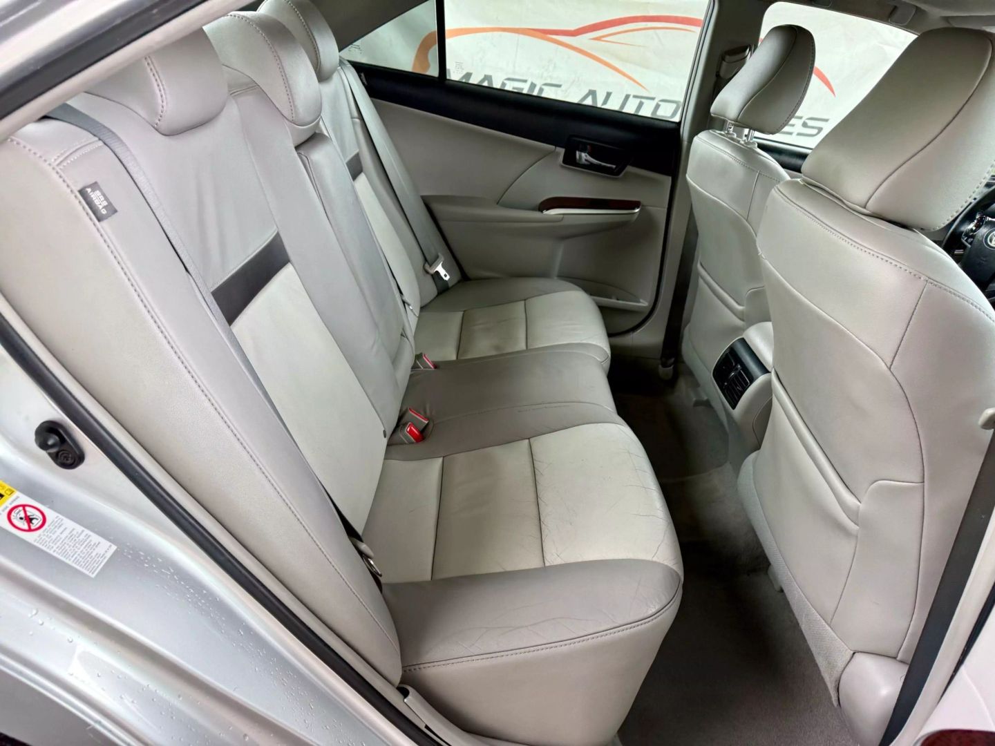 2012 Toyota Camry - Image 22