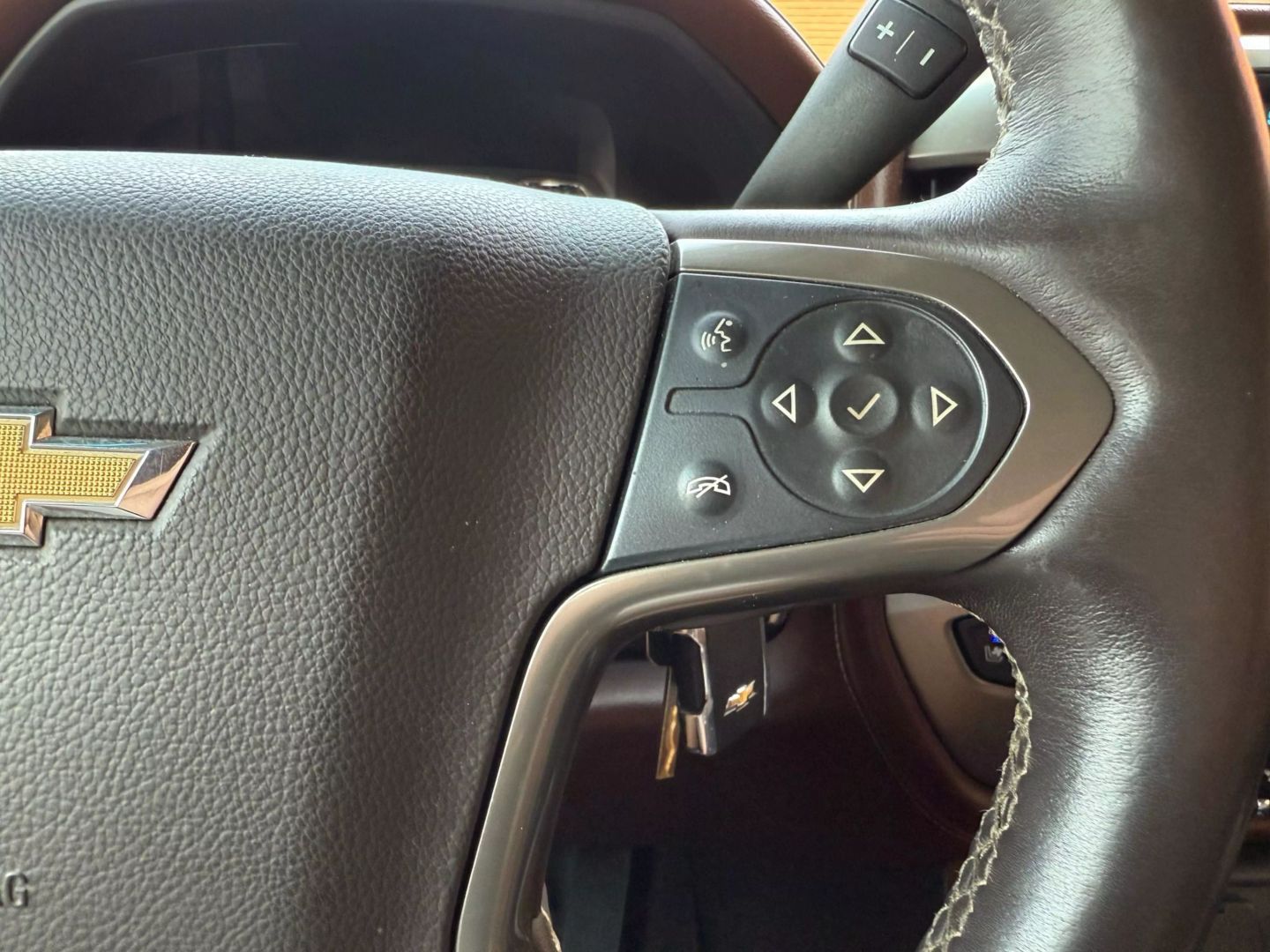 2016 Chevrolet Silverado 2500 Hd Crew Cab - Image 20