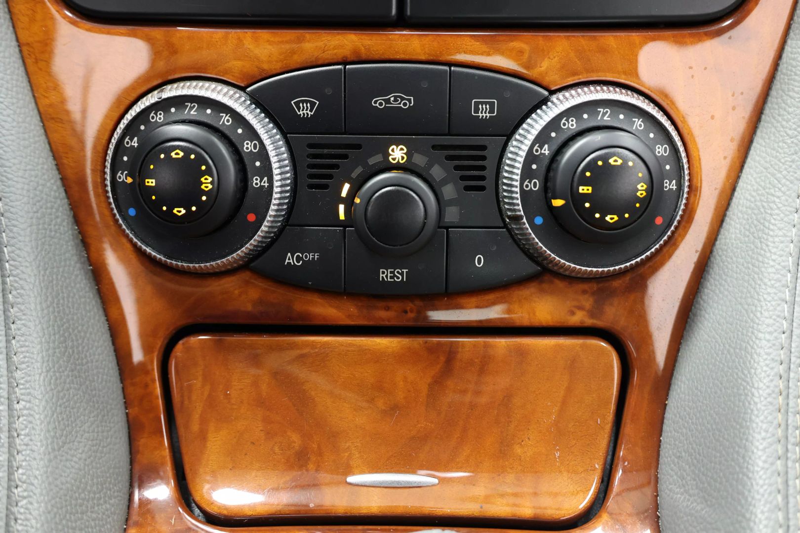 2004 Mercedes-benz Sl-class - Image 37