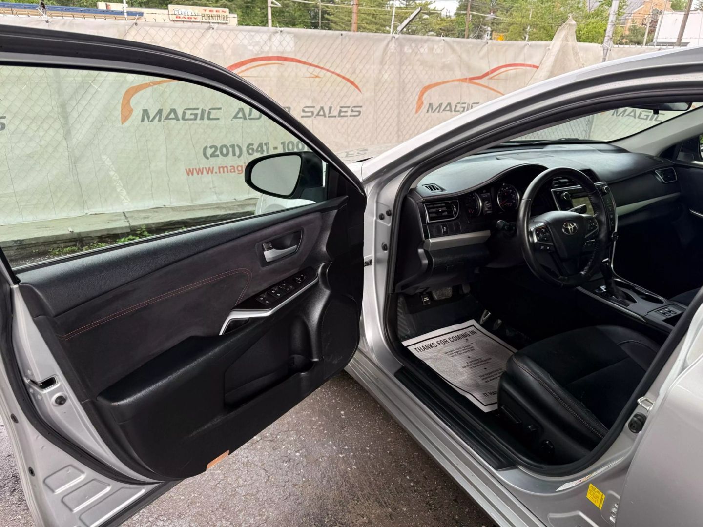 2015 Toyota Camry - Image 14