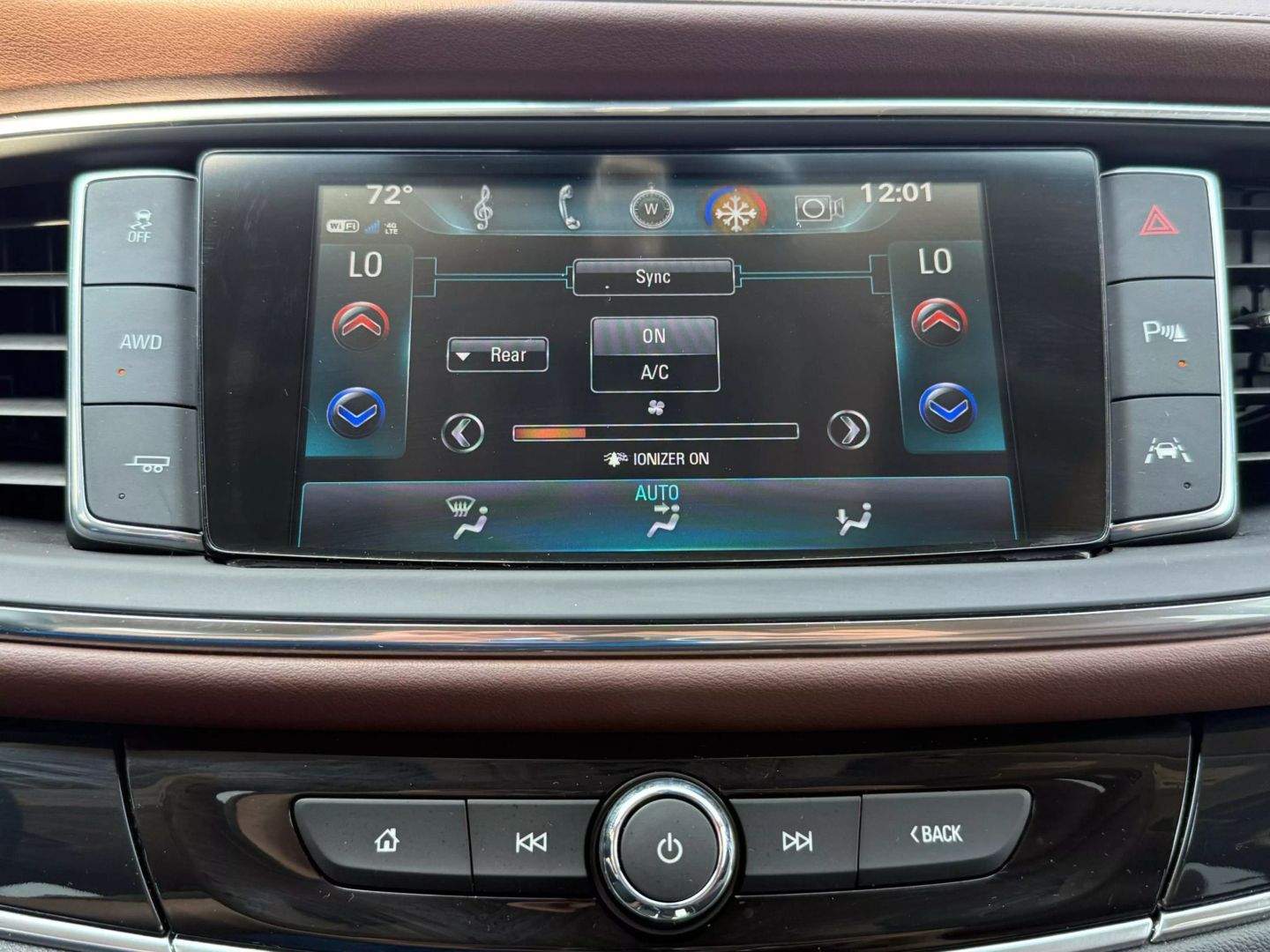 2018 Buick Enclave - Image 41