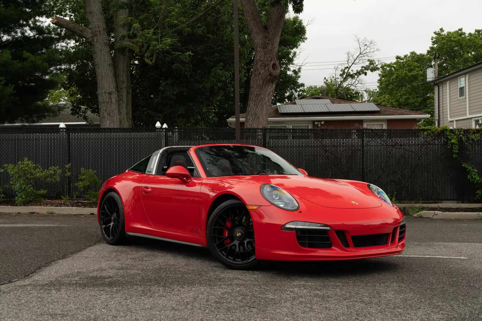 2016 Porsche 911 - Image 2