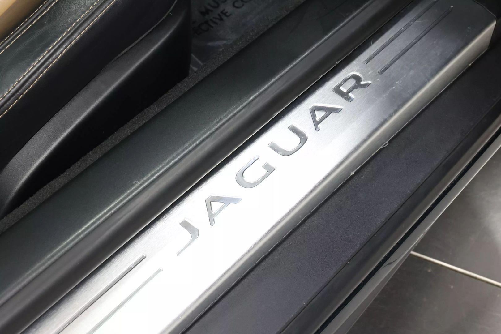 2015 Jaguar F-type - Image 57