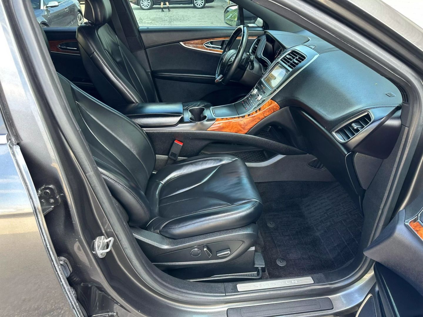 2018 Lincoln Mkx - Image 34