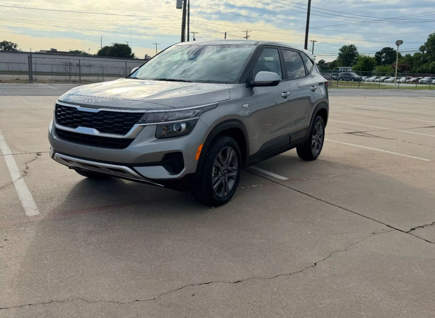 2023 Kia Seltos - Image 1