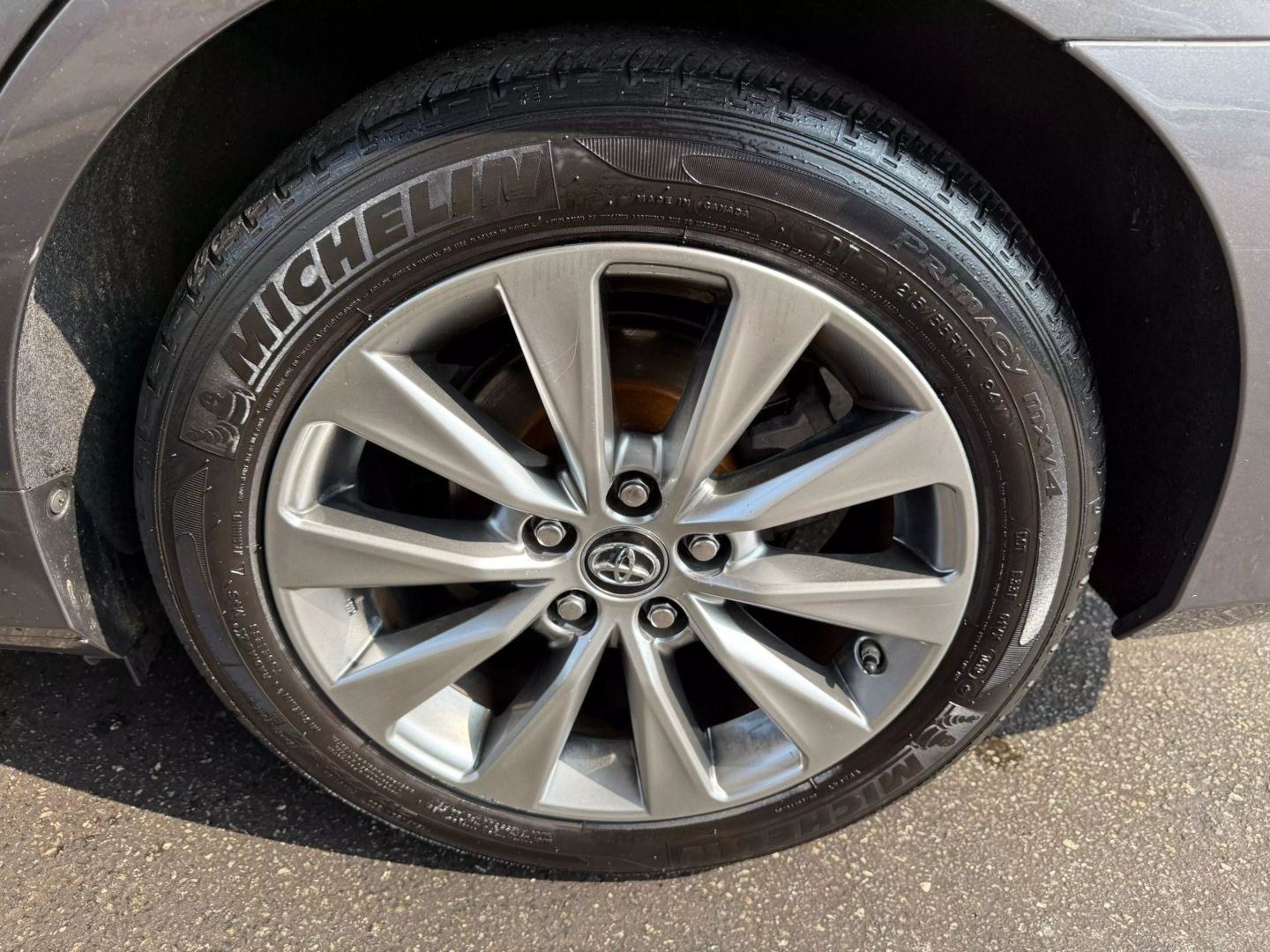 2016 Toyota Camry - Image 43