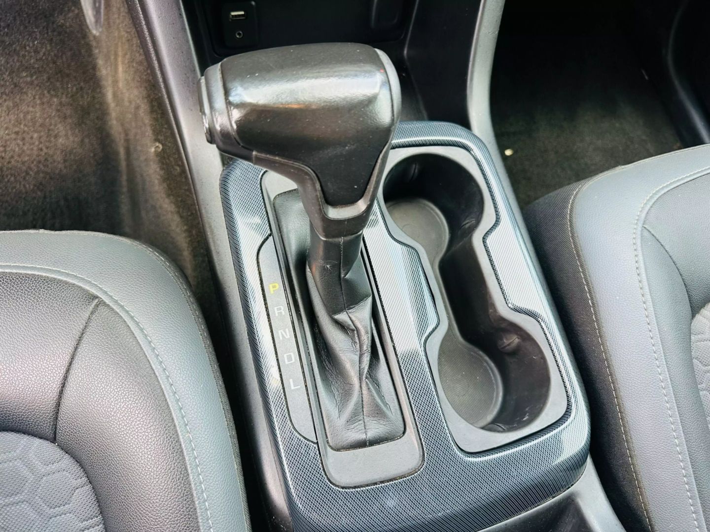 2018 Chevrolet Colorado Crew Cab - Image 19