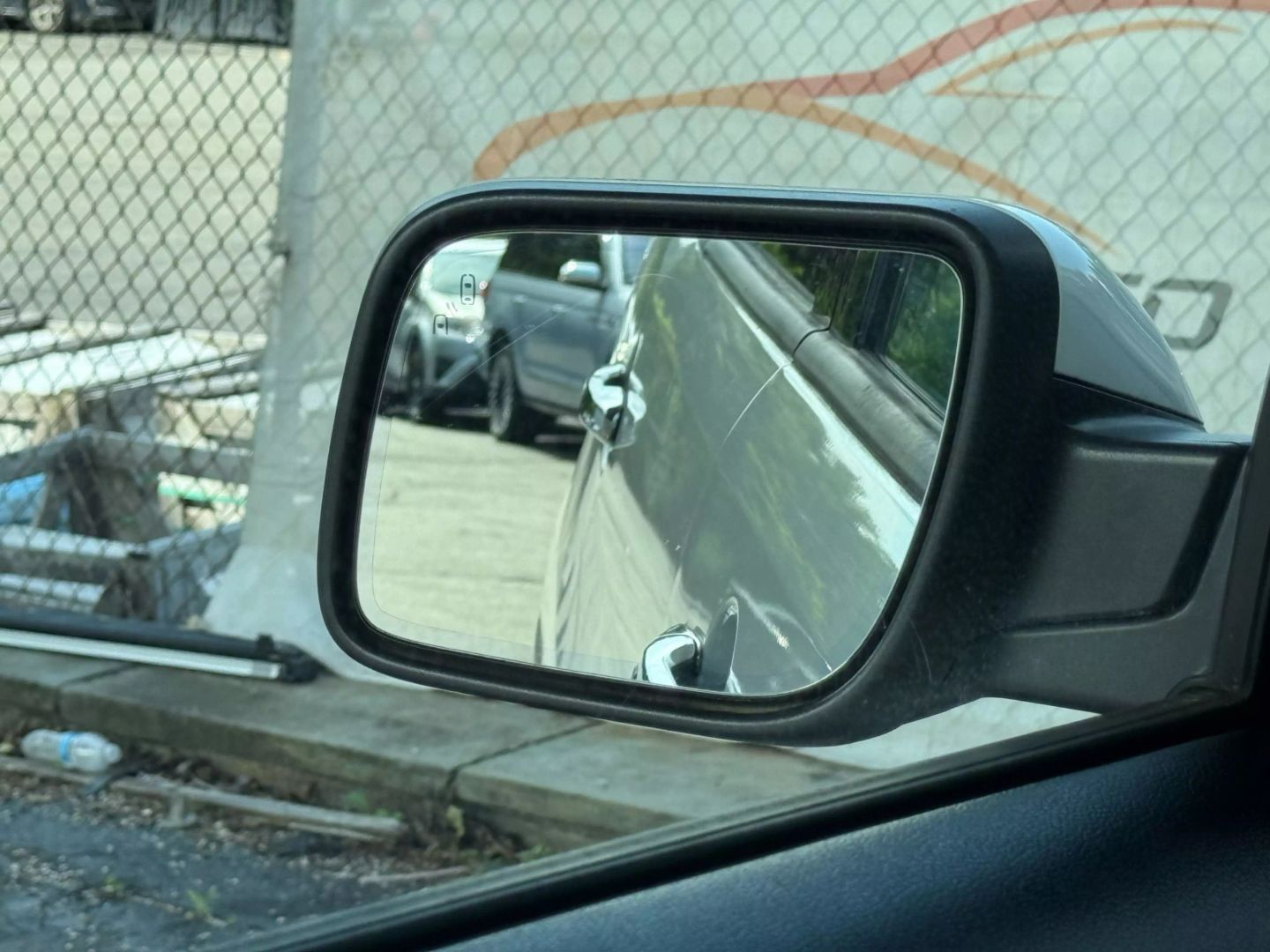 2018 Ford Explorer - Image 39