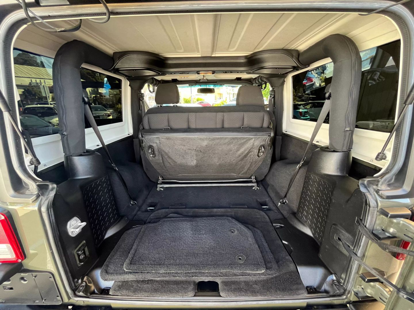 2015 Jeep Wrangler  Vin: 1c4ajwagxfl740677 Stock Id: 740677 - Image 17