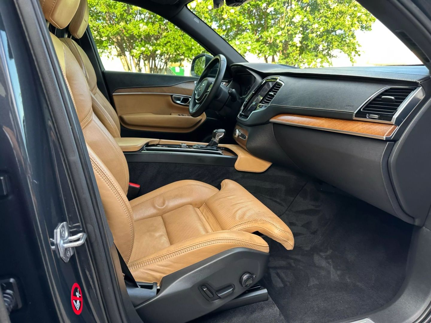 2017 Volvo Xc90 - Image 23