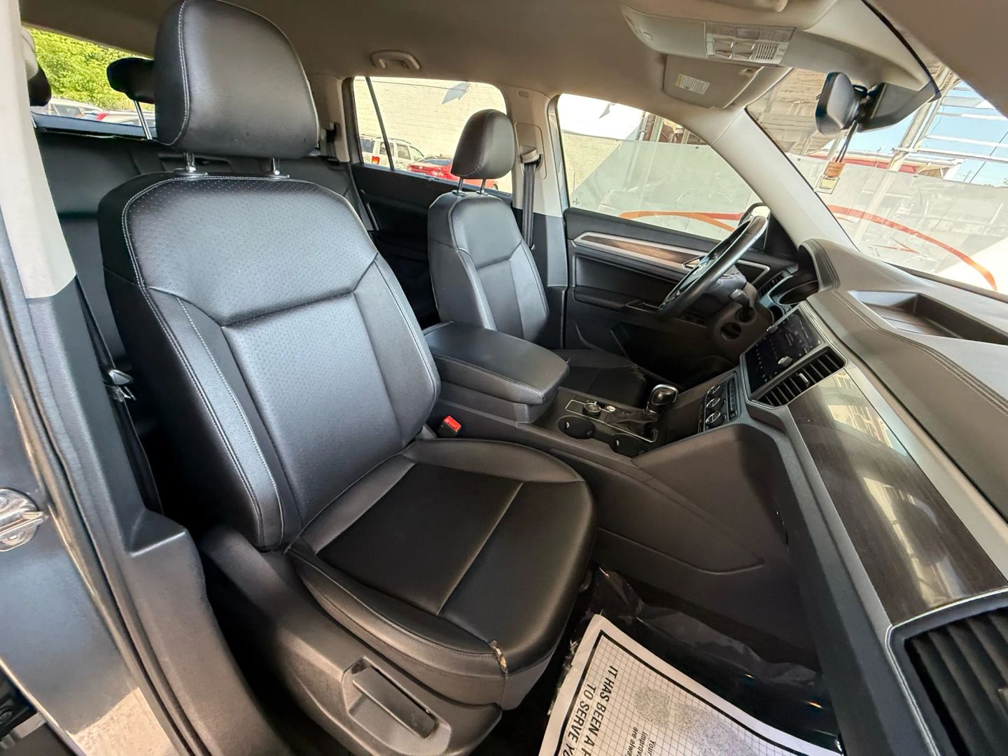 2019 Volkswagen Atlas - Image 28