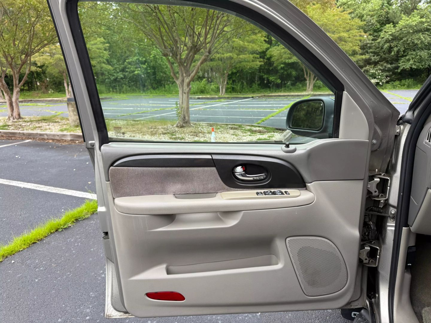 2003 Gmc Envoy - Image 8