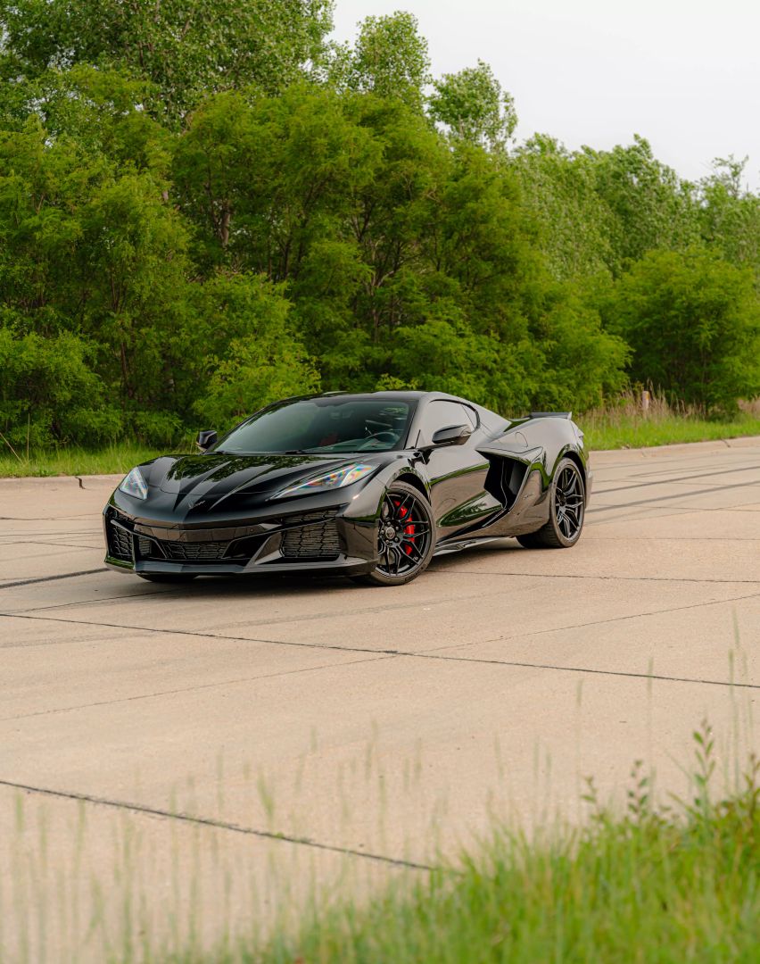 2023 Chevrolet Corvette - Image 3